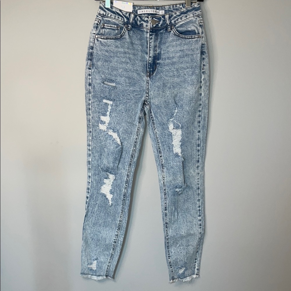 NWT Tinseltown Blue Skinny Jeans with Distressed Details size 3